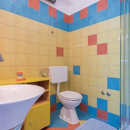 Apartment In With Wifi *